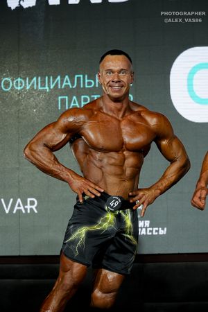 MEN'S PHYSIQUE +179